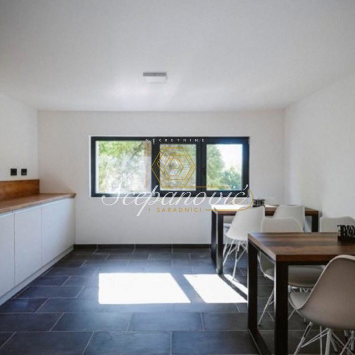 Lokal na prodaju, Golija, Zlatibor, 684m², 1.200.000 €
