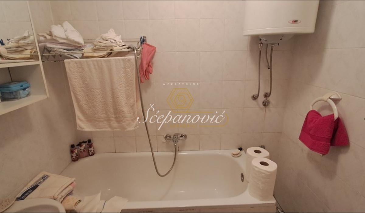 Trosoban stan na prodaju, Centar, Novi Sad, 65m², 188.500 €
