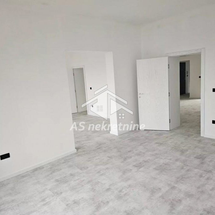 Lokal Izdavanje Beograd Bulevar Kralja Aleksandra 120 m2
