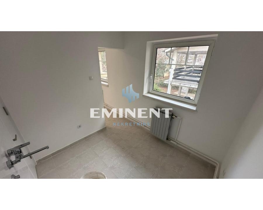 nekretnine-prodaja-beograd-3b8ZtM3IUw Četvorosoban stan za izdavanje, Vojvode Vlahovića, Beograd, 140m², 1.000 €/mes