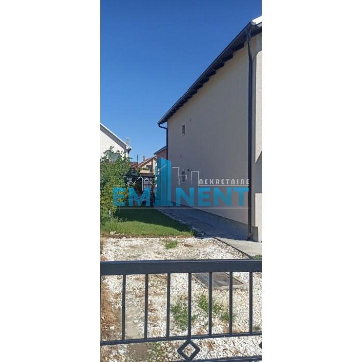 Kuća Prodaja Aranđelovac  250 m2