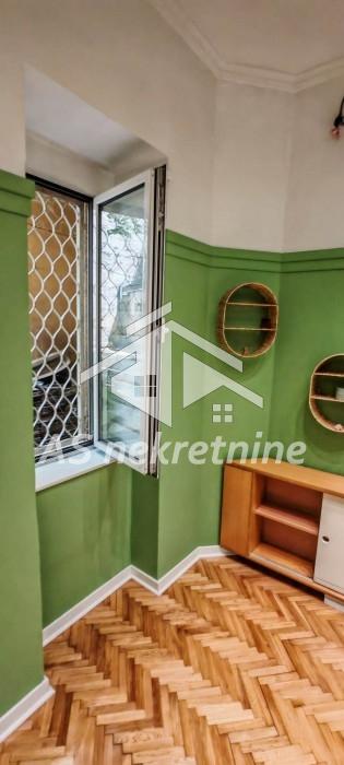 Lokal Izdavanje Beograd Lokal Izdavanje Beograd Skupština 46 m2