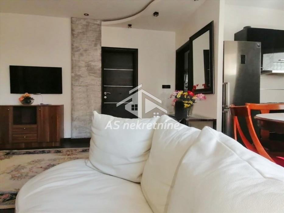 Stan Izdavanje Beograd Stan Izdavanje Beograd Lekino Brdo 53 m2