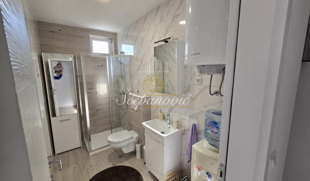 nekretnine-prodaja-beograd-5lFIB3OaK4 Četvorosoban stan na prodaju, Kamenjar, Novi Sad, 88m², 193.000 €
