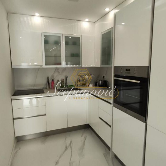 Stan Prodaja Novi Sad Lipov Gaj 79 m2