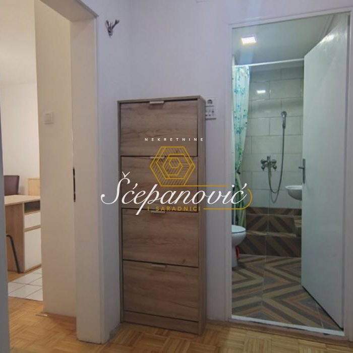 Stan Prodaja Novi Sad  24 m2