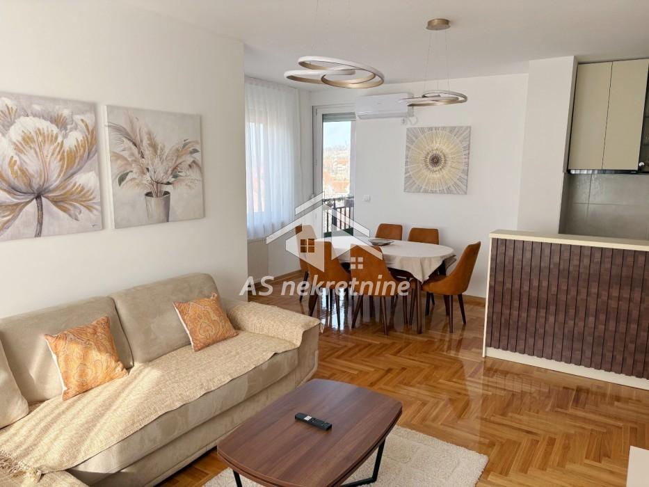 Stan Izdavanje Beograd Banjica 79 m2