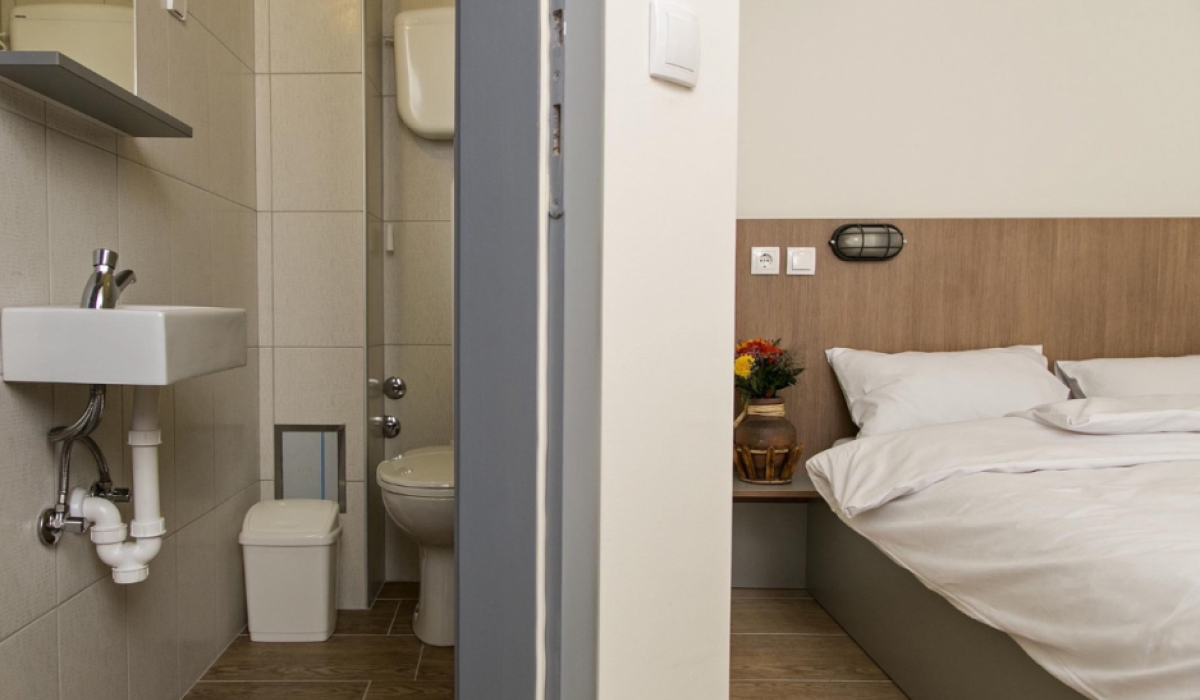nekretnine-prodaja-beograd-DxQcp3PD5Y Lokal Prodaja Novi Sad Gradić 416 m2