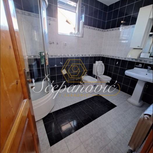 Kuća Prodaja Novi Sad  259 m2