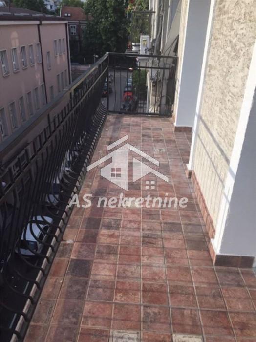 Dvosoban stan za izdavanje, Hram Svetog Save, Beograd, 60m², 1.000 €/mes