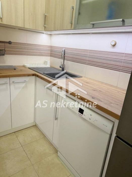 Stan Izdavanje Beograd Stan Izdavanje Beograd Hram Svetog Save 106 m2