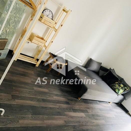 Četvorosoban stan za izdavanje, Terazije, Beograd, 120m², 900 €/mes