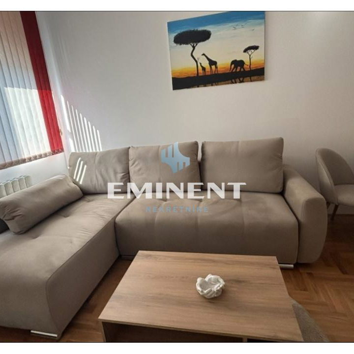 Stan Izdavanje Beograd Blok 72 42 m2