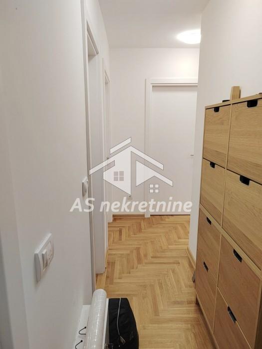Stan Izdavanje Beograd Banjica 79 m2