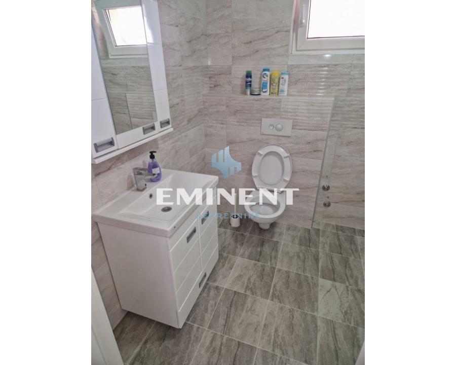nekretnine-prodaja-beograd-Q1Nl5NvF3W Kuća za izdavanje, Mirijevo, Beograd, 220m², 1.500 €/mes
