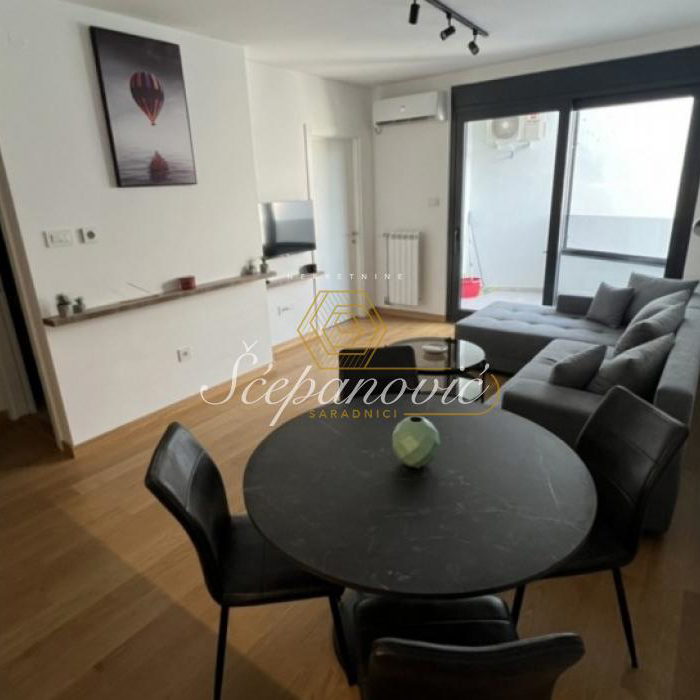 Stan Prodaja Novi Sad  48 m2