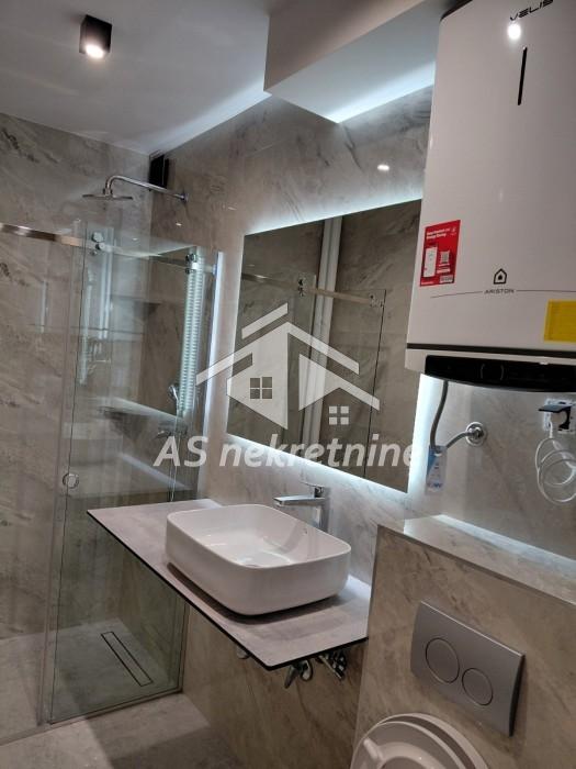 nekretnine-prodaja-beograd-RNf0uEAvyw Trosoban stan za izdavanje, Blok 11c – Stari Merkator, Beograd, 64m², 750 €/mes
