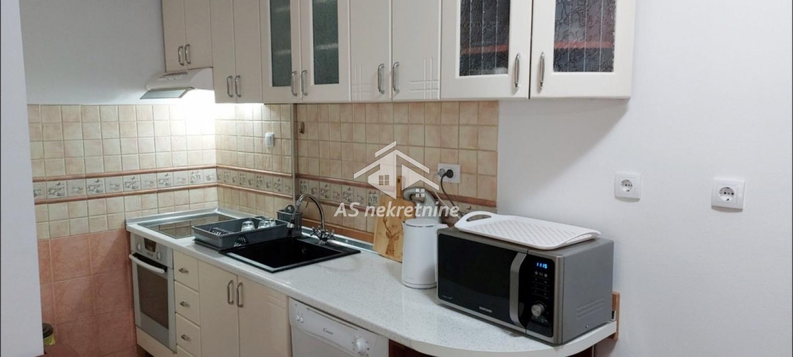 Stan Izdavanje Beograd Stan Izdavanje Beograd Bežanijska Kosa 1 70 m2