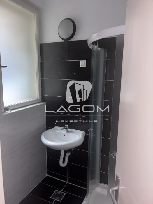 Trosoban stan za izdavanje, Knez Mihailova, Beograd, 89m², 1.400 €/mes