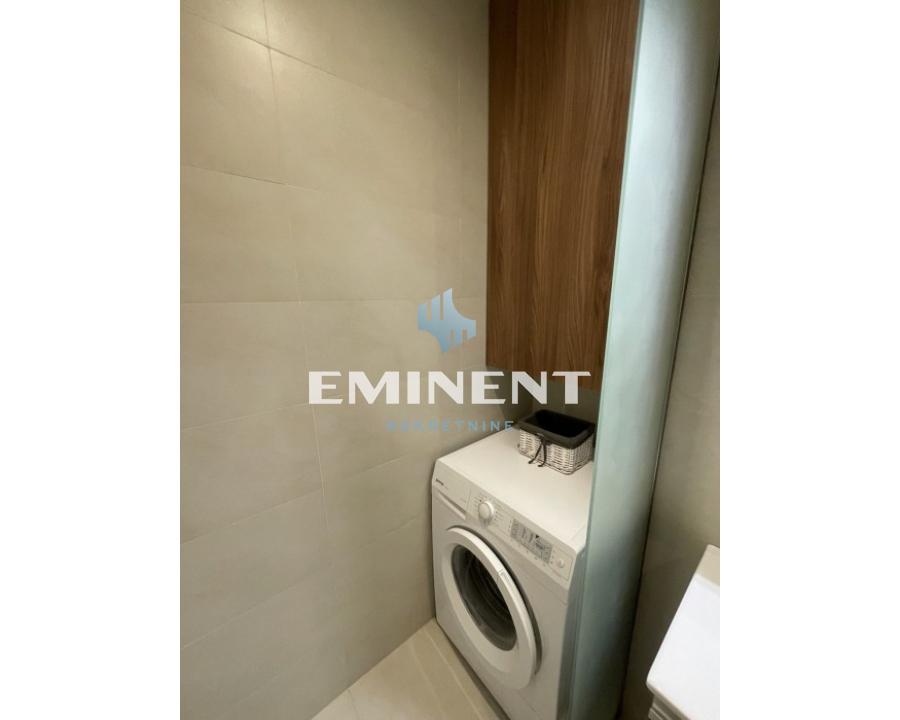 Stan Izdavanje Beograd Blok 65 53 m2