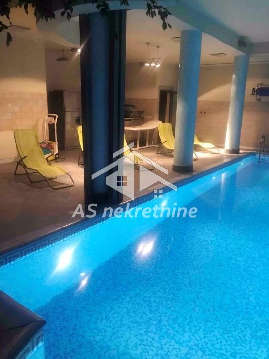 Kuća Izdavanje Beograd FON 400 m2