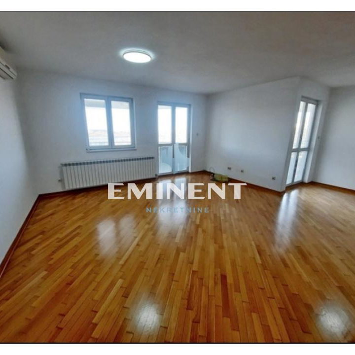 Stan Izdavanje Beograd Hram Svetog Save 172 m2