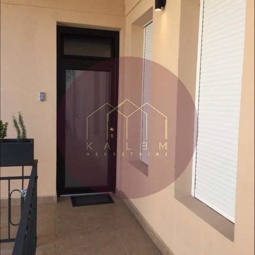 Trosoban stan na prodaju, Knez Mihailova, Beograd, 73m², 389.000 €