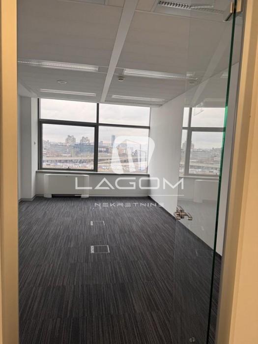 Lokal za izdavanje, Blok 67 – Belville, Beograd, 838m², 8. sprat, 15.595 €/mes