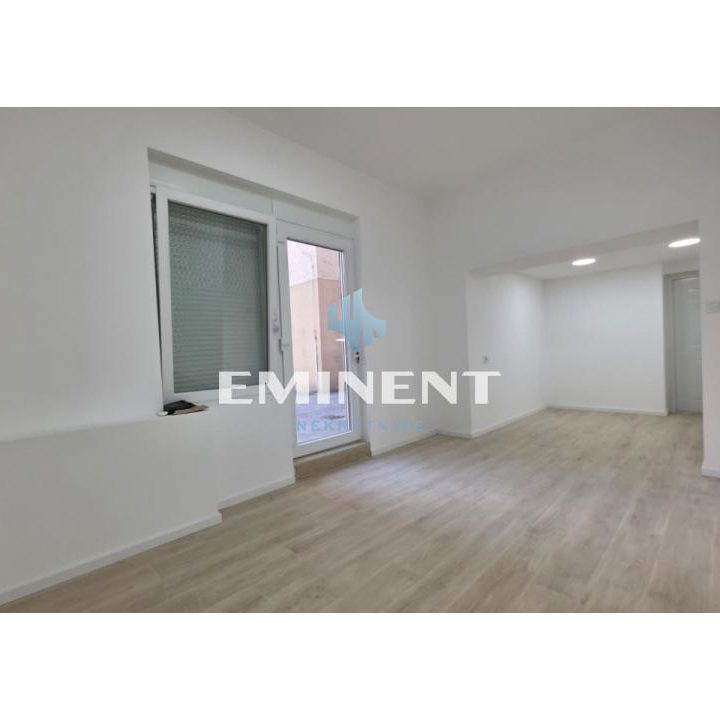 Lokal za izdavanje, Ekonomski Fakultet, Beograd, 86m², 1.200 €/mes