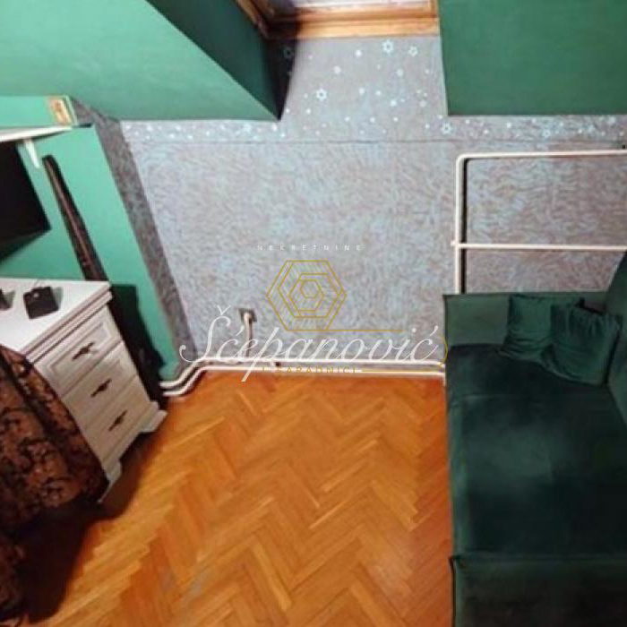 Četvorosoban stan na prodaju, Bulevar Oslobođenja, Novi Sad, 82m², 158.000 €