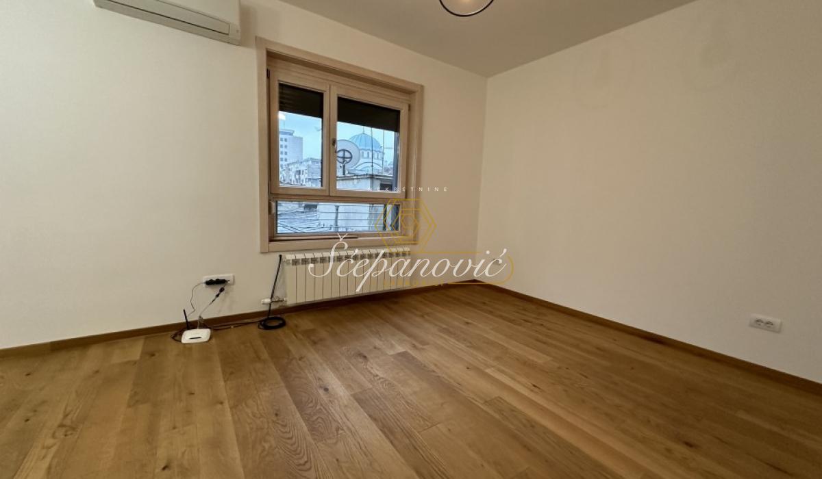 nekretnine-prodaja-beograd-jddE58Rvv4 Petosoban stan na prodaju, Hram Svetog Save, Beograd, 128m², 619.900 €