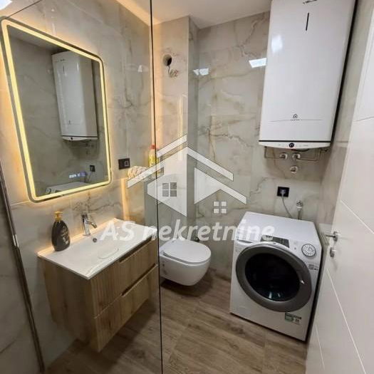 Trosoban stan za izdavanje, Žarkovo, Beograd, 60m², 900 €/mes
