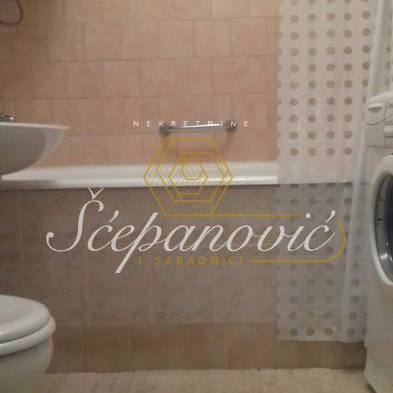 Stan Izdavanje Novi Sad  51 m2