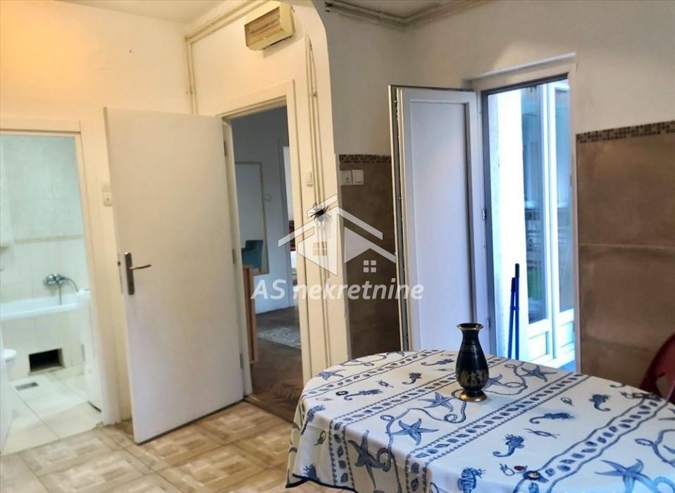 Trosoban stan na prodaju, Hala Pionir, Beograd, 70m², 250.000 €