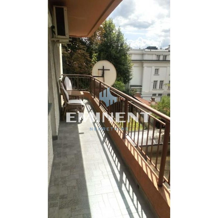 Četvorosoban stan na prodaju, Autokomanda, Beograd, 80m², 237.000 €