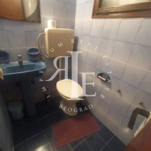 Kuća Prodaja Beograd Mala Moštanica 300 m2