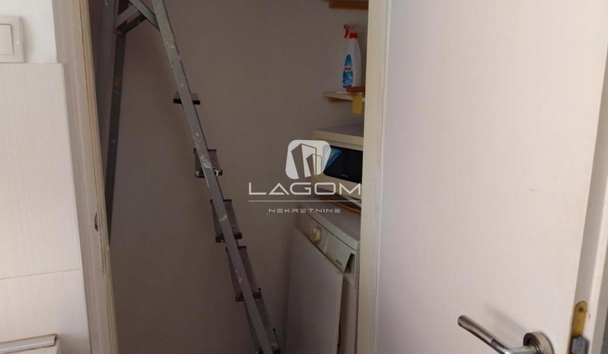 nekretnine-prodaja-beograd-oWFhFvdSkr Dvosoban stan na prodaju, Blok 71, Beograd, 56m², 195.000 €