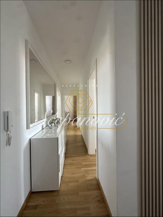 Stan Prodaja Novi Sad  127 m2