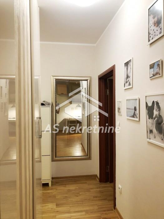 Dvosoban stan za izdavanje, Kalenić Pijaca, Beograd, 50m², 800 €/mes
