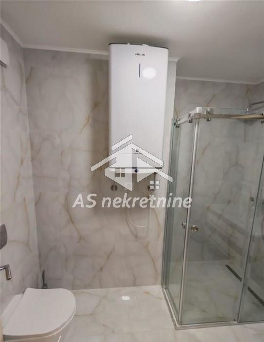 Trosoban stan za izdavanje, Autokomanda, Beograd, 77m², 1.100 €/mes