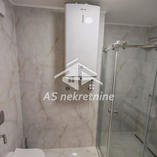 Trosoban stan za izdavanje, Autokomanda, Beograd, 77m², 1.100 €/mes
