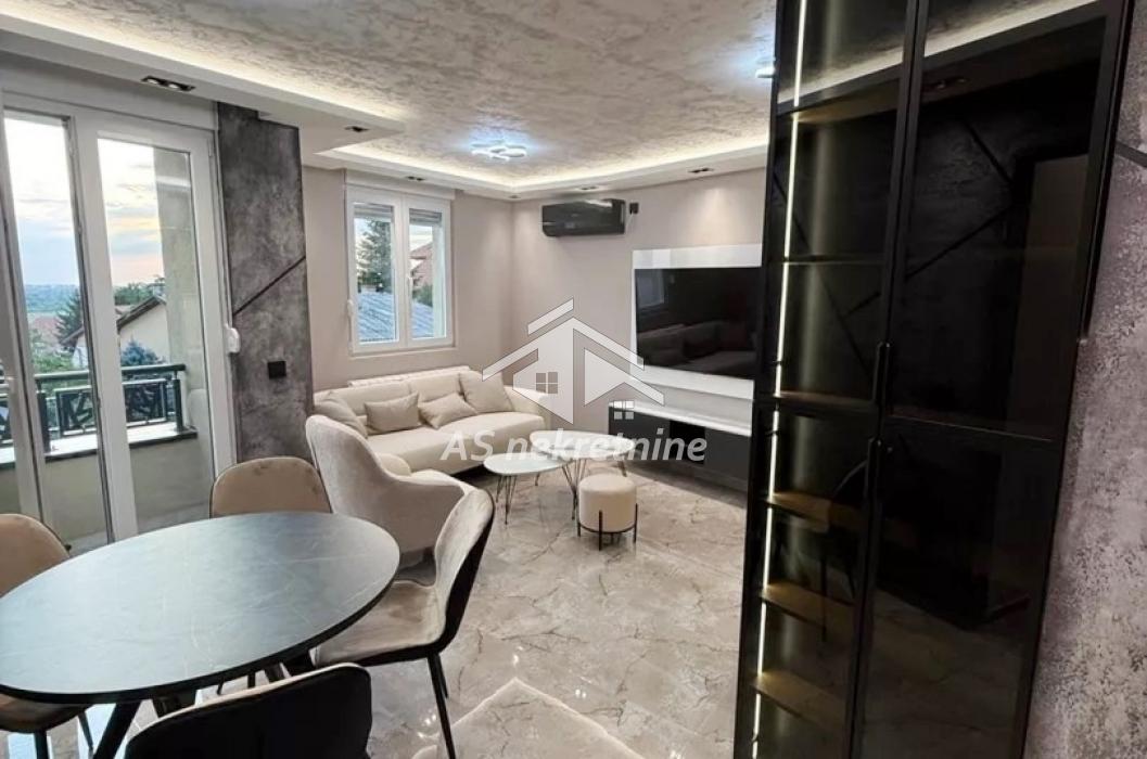 Trosoban stan za izdavanje, Žarkovo, Beograd, 60m², 900 €/mes