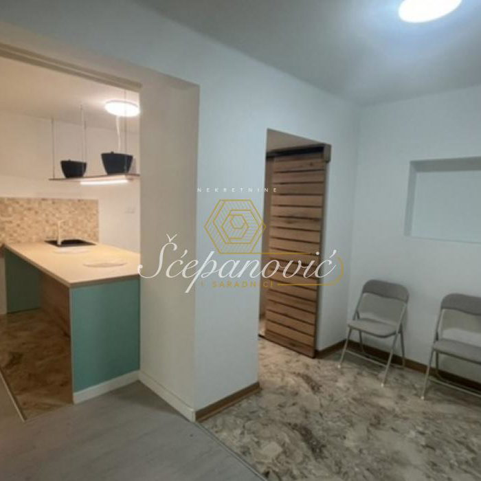 Stan Prodaja Novi Sad  37 m2