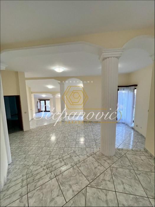 Kuća Prodaja Novi Sad Popovica 268 m2