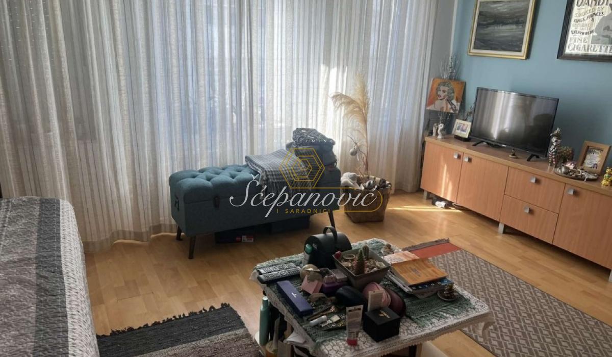 nekretnine-prodaja-beograd-yzibX6zWpC Četvorosoban stan na prodaju, Centar, Novi Sad, 115m², 280.000 €