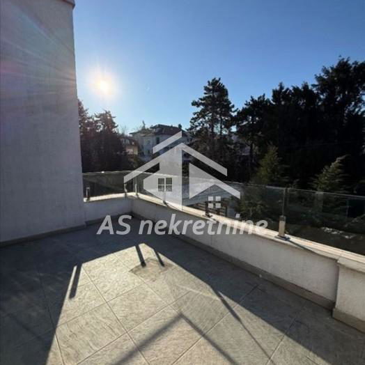 Stan Izdavanje Beograd Senjak 130 m2
