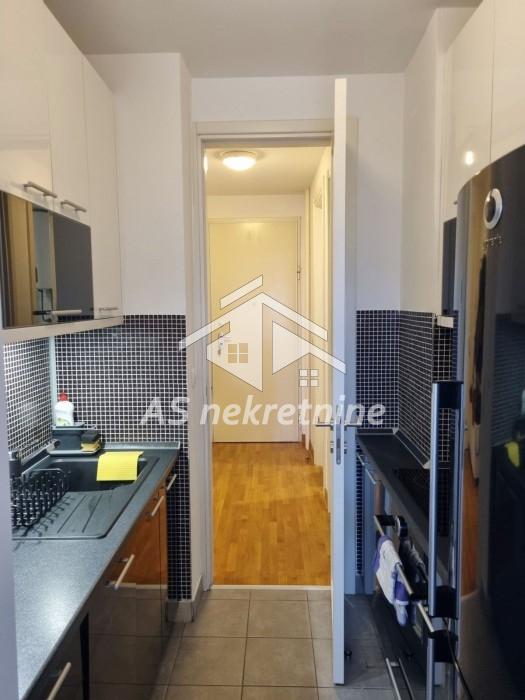 Stan Izdavanje Beograd Blok 67 - Belville 52 m2