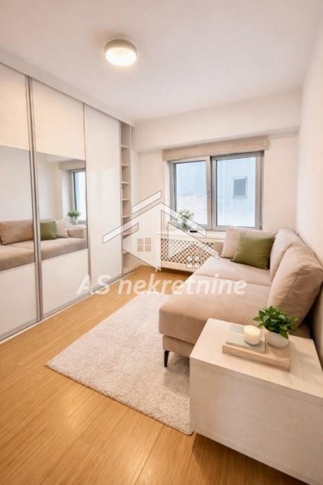 nekretnine-prodaja-g0Me3UTGiT Trosoban stan za izdavanje, Hram Svetog Save, Beograd, 100m², 3.600 €/mes