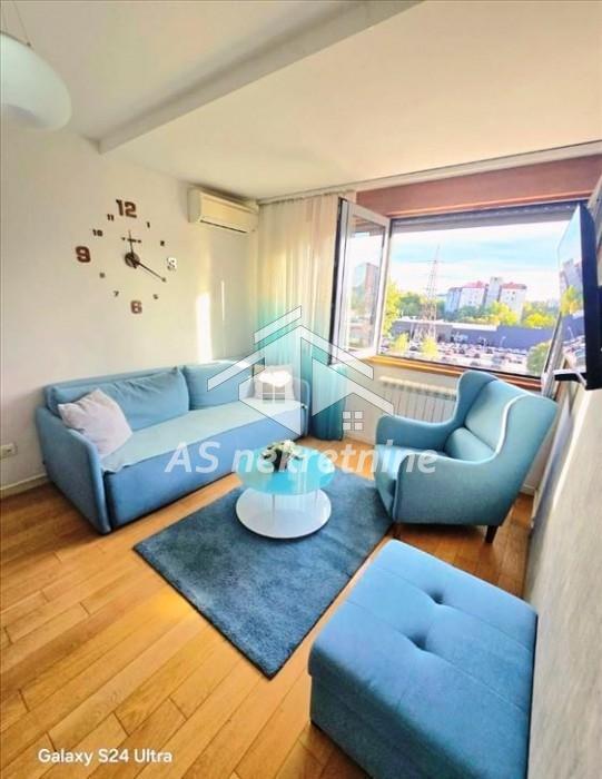 Stan Izdavanje Beograd  38 m2