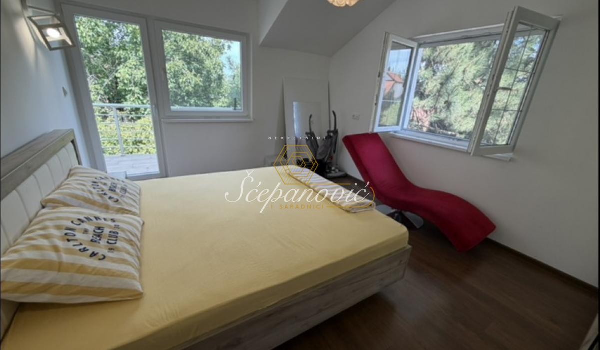 Kuća na prodaju, Alibegovac, Novi Sad, 212m², 450.000 €